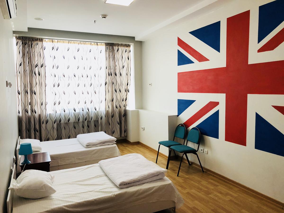 Sky Hostel Almaty Exterior foto